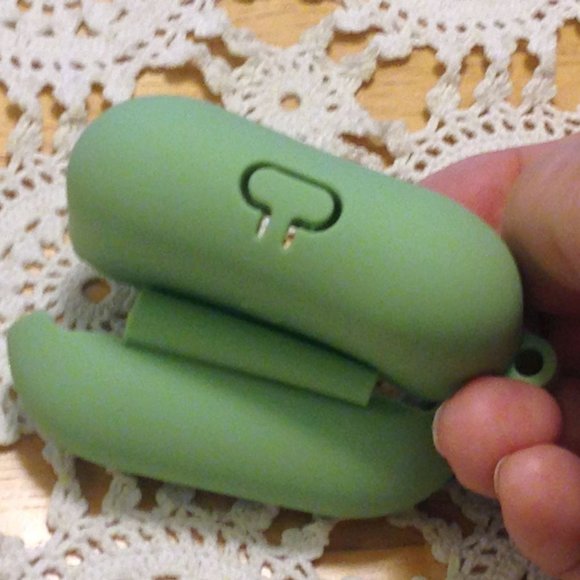 Airpods Pro case, pretty floral design - Picture 5 of 5